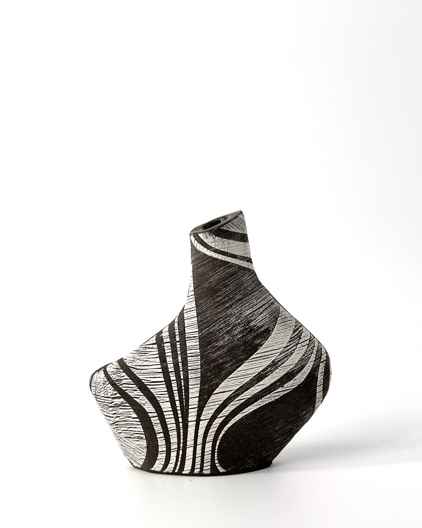 Swirl vase (small)