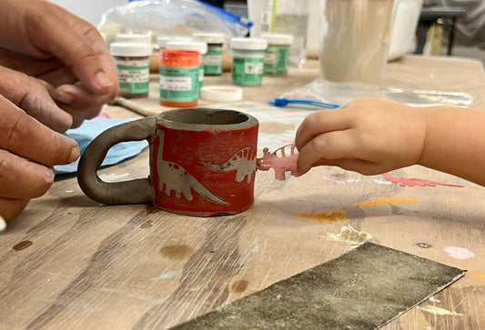 CHILDREN CLASS: Make your own mini-mug (July 11)