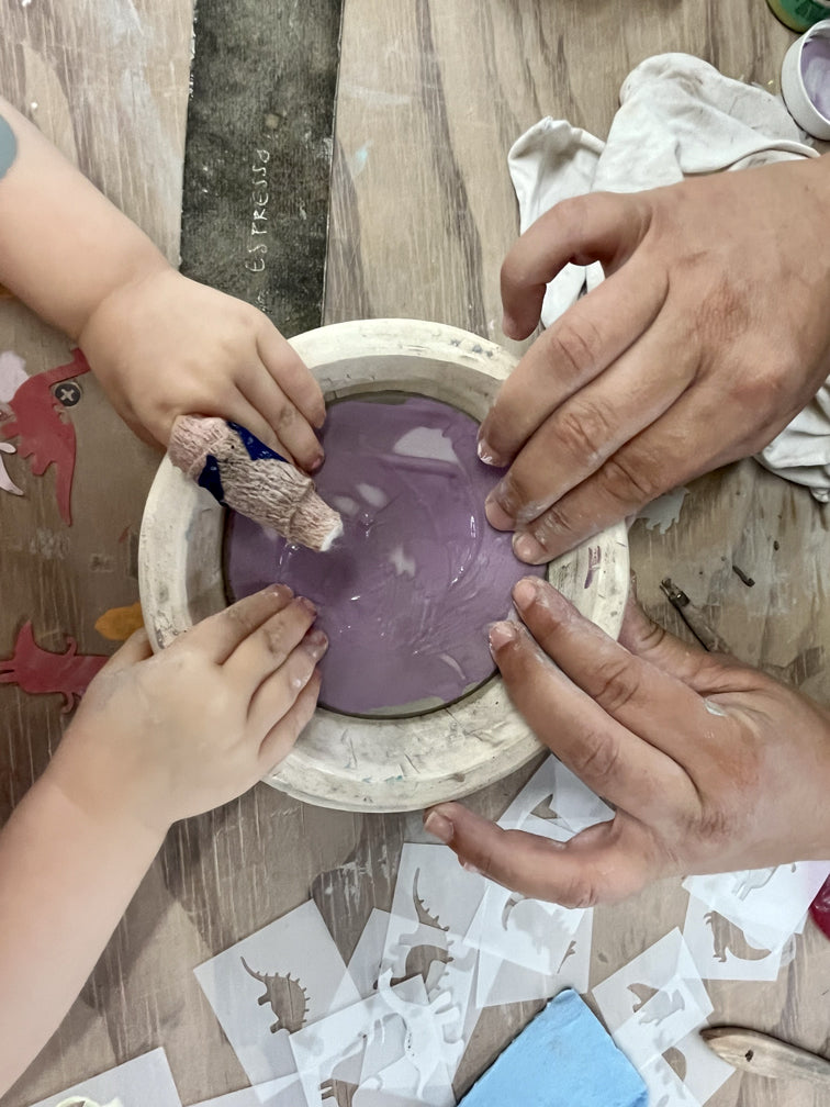 CHILDREN CLASS: Make your own mini-mug (July 11)